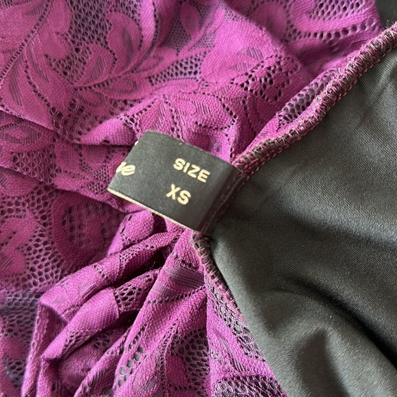 Purple Lace Off Shoulder Ruffle Bell Sleeve Formal Dress Sz XS - Picture 7 of 7